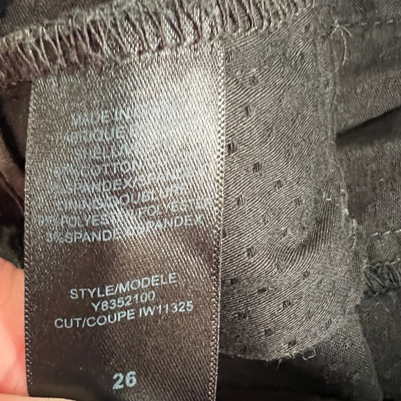 NWOT Guess size 26 black double button with belt loops mini ❤️🔥 - Picture 9 of 13